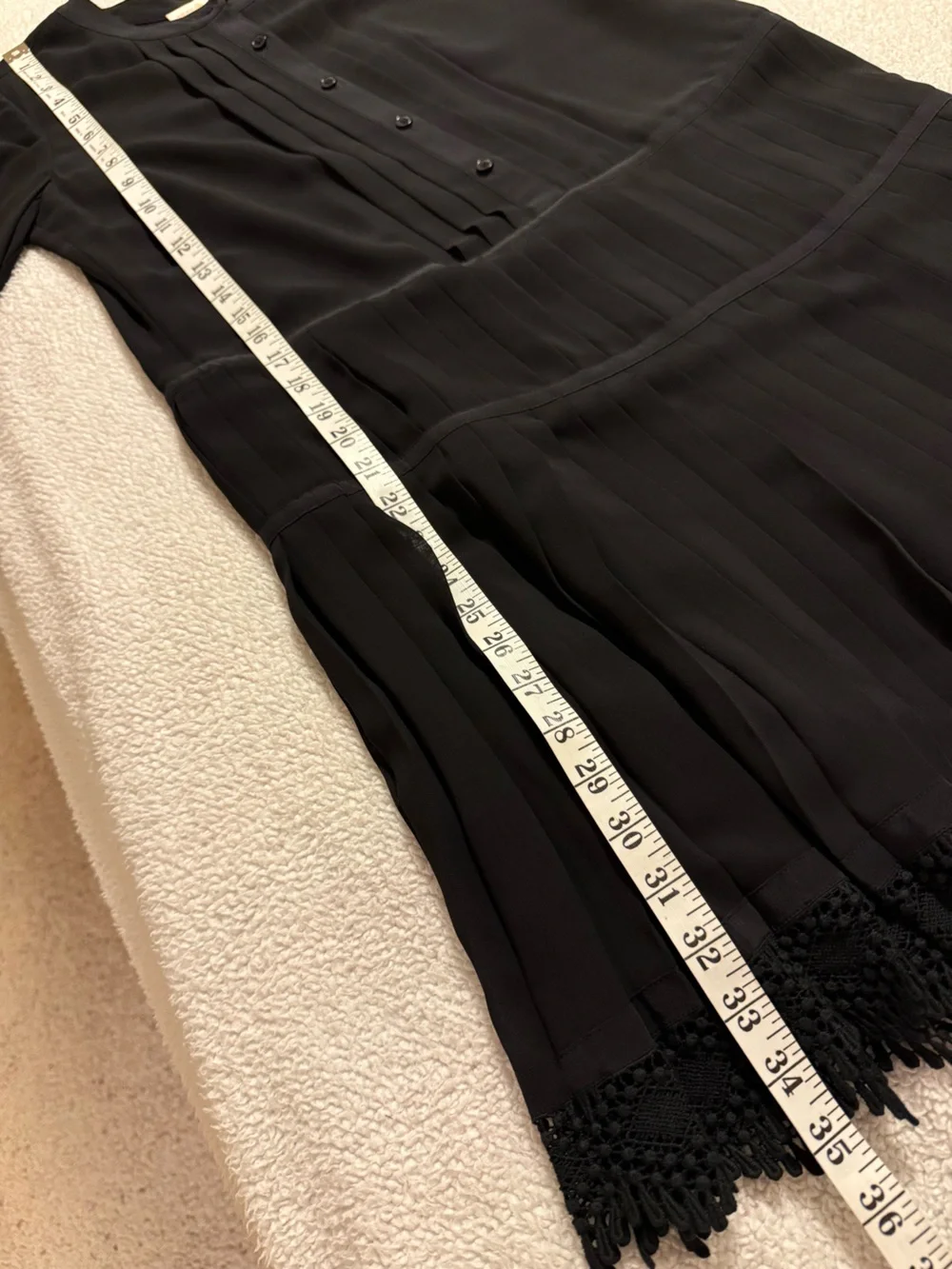 Tory Burch Black Sydney Pleated Shift Mini Dress Lace Hem Long Sleeve LBD Size 2